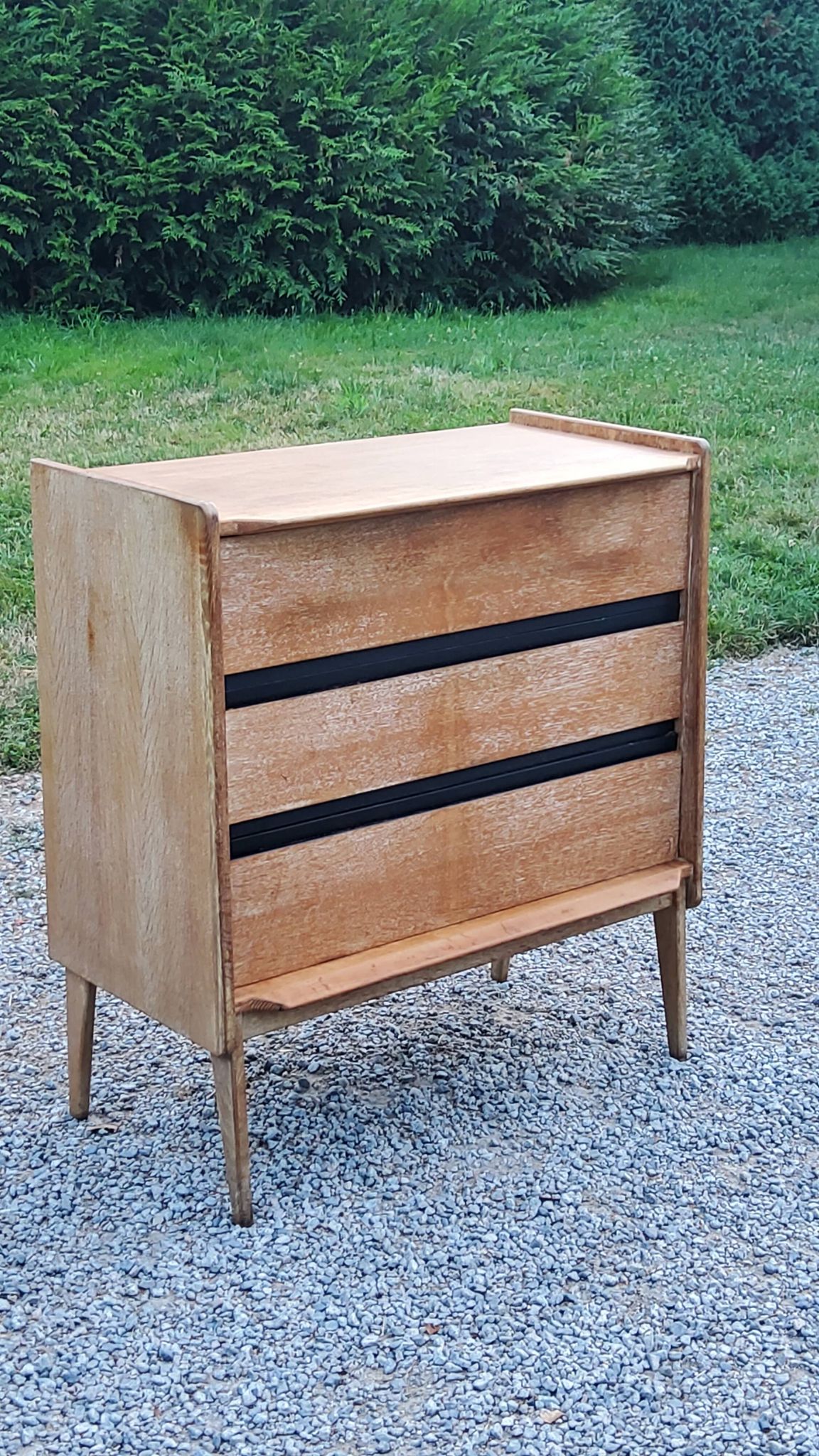 Vintage Gérard Guermonprez chest of drawers with 3 compass feet from the 50s