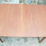 Scandinavian table extansible