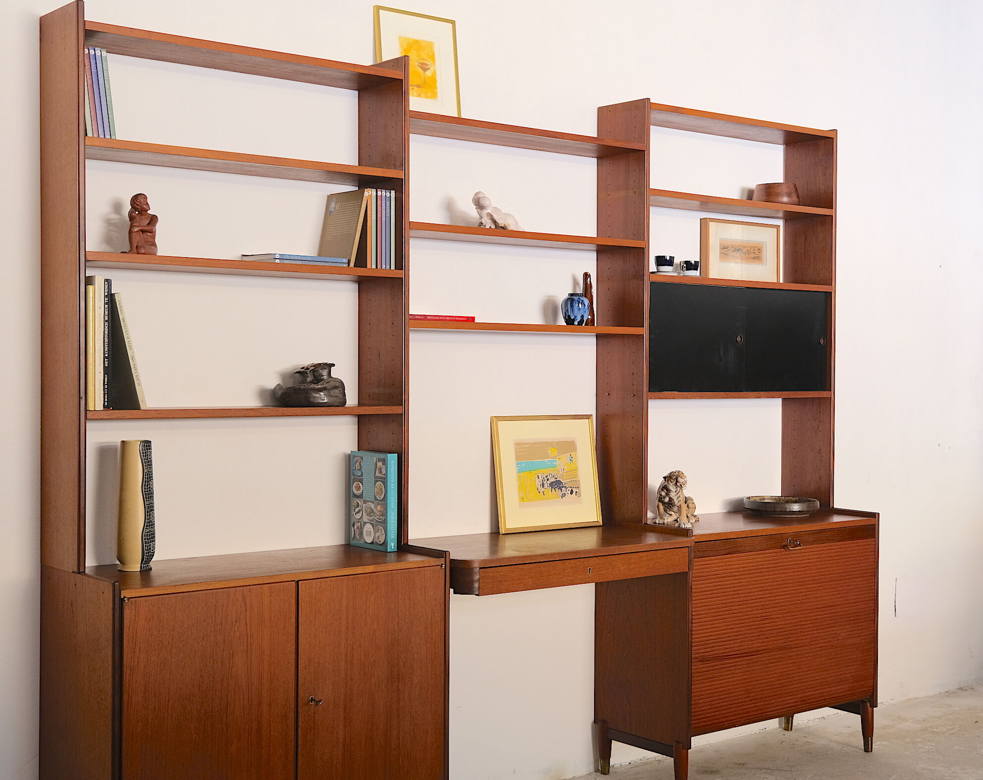 Norwegian Mid Century Modular Standing Shelf, 1960's