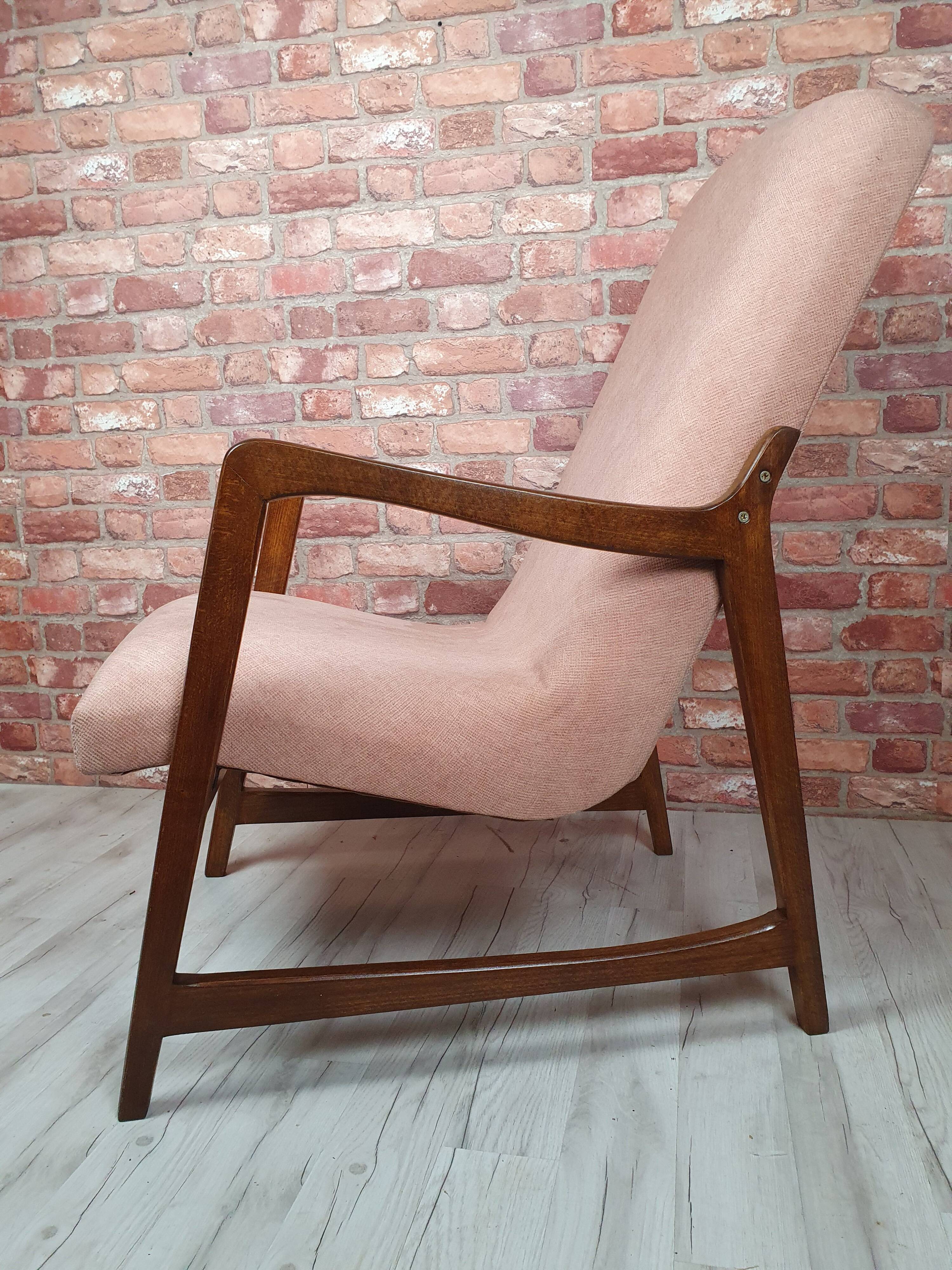 Fauteuil rénové, type 364, conçu par Barbara Fenrych-Węcławska, Pologne, années 1950