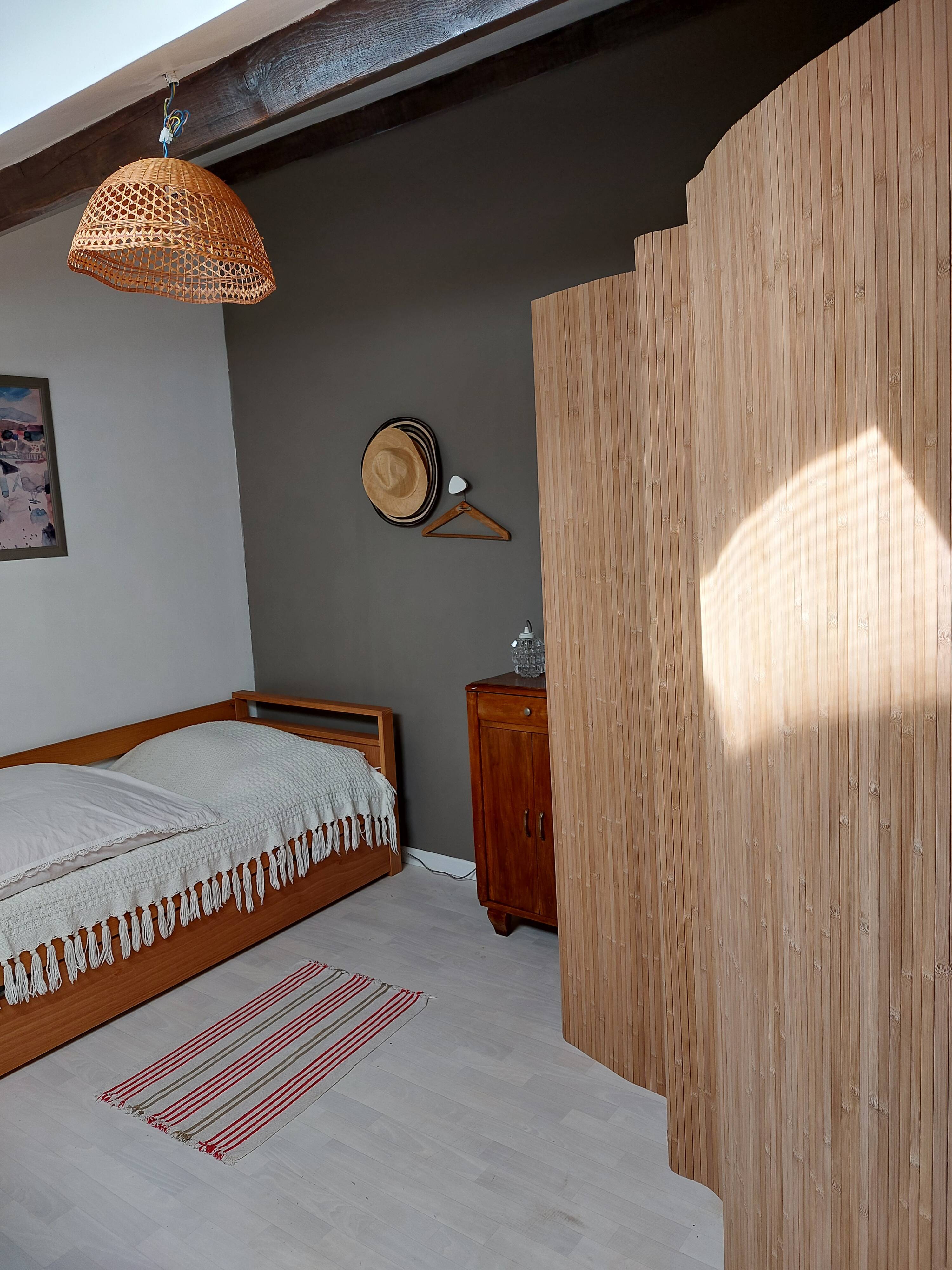 grand paravent lattes en bois
