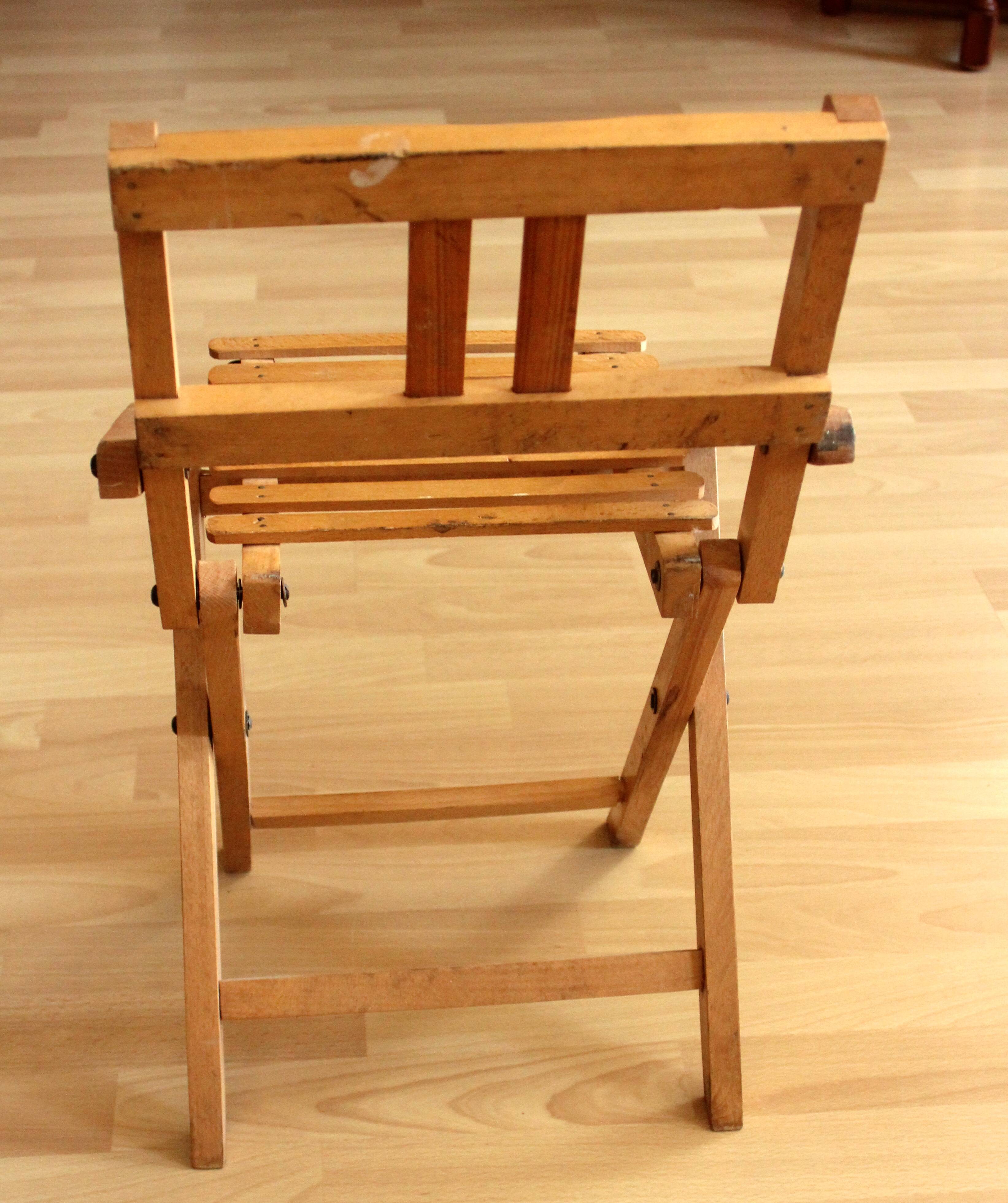 Foldable wooden children stool - Vintage from the 60s