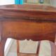 Table d’appoint – Bout de canapé -Acajou – plateau a rebord-1 tiroir