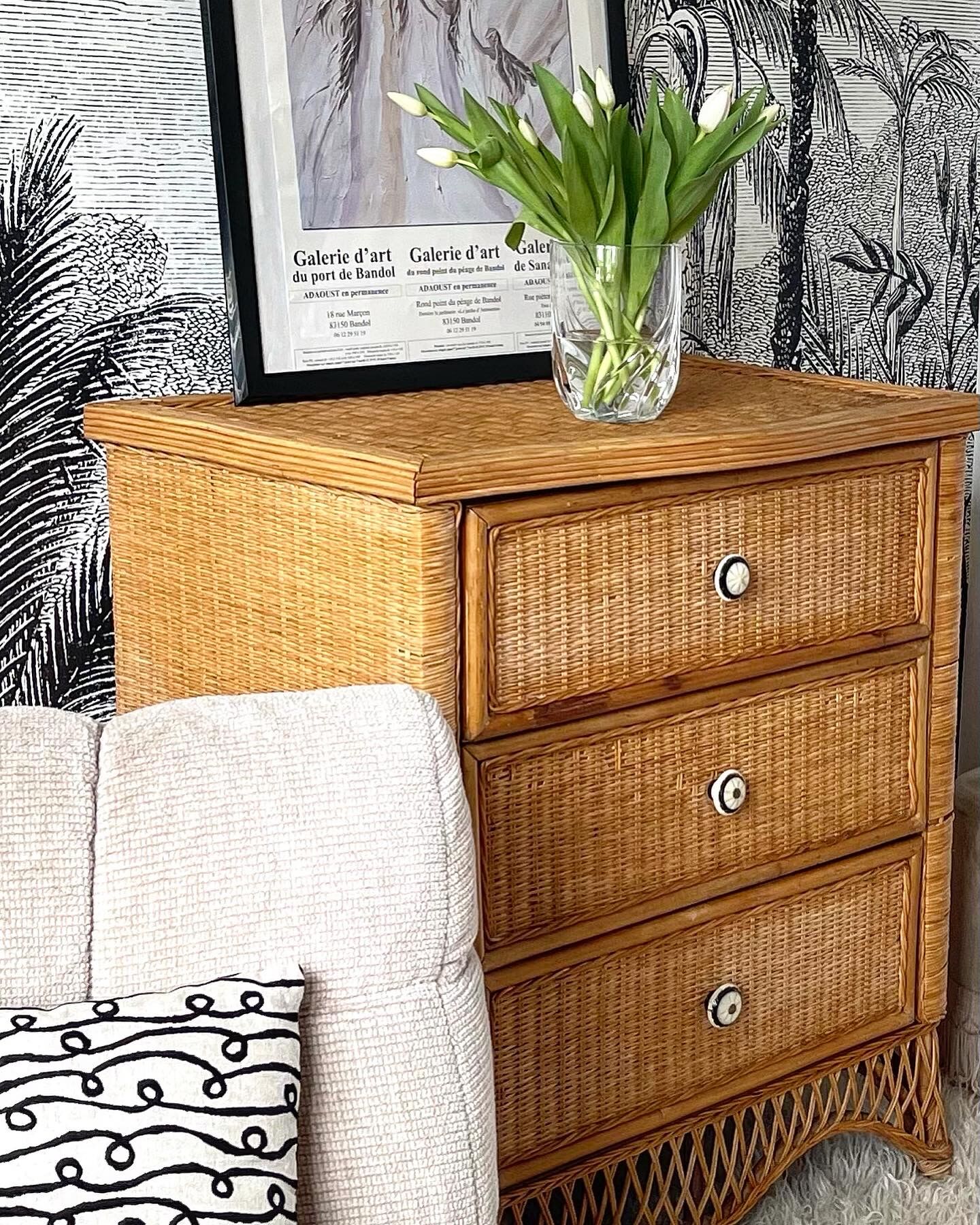 Commode vintage en rotin