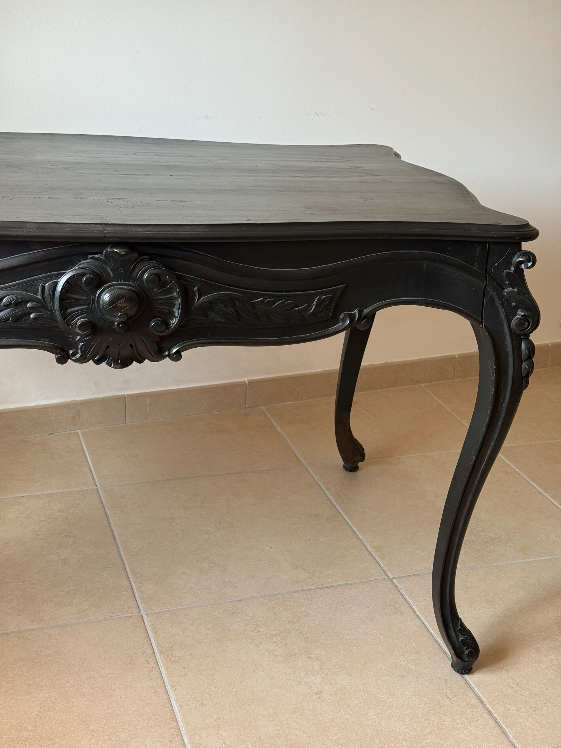 Table à manger  / bureau baroque en hêtre noir