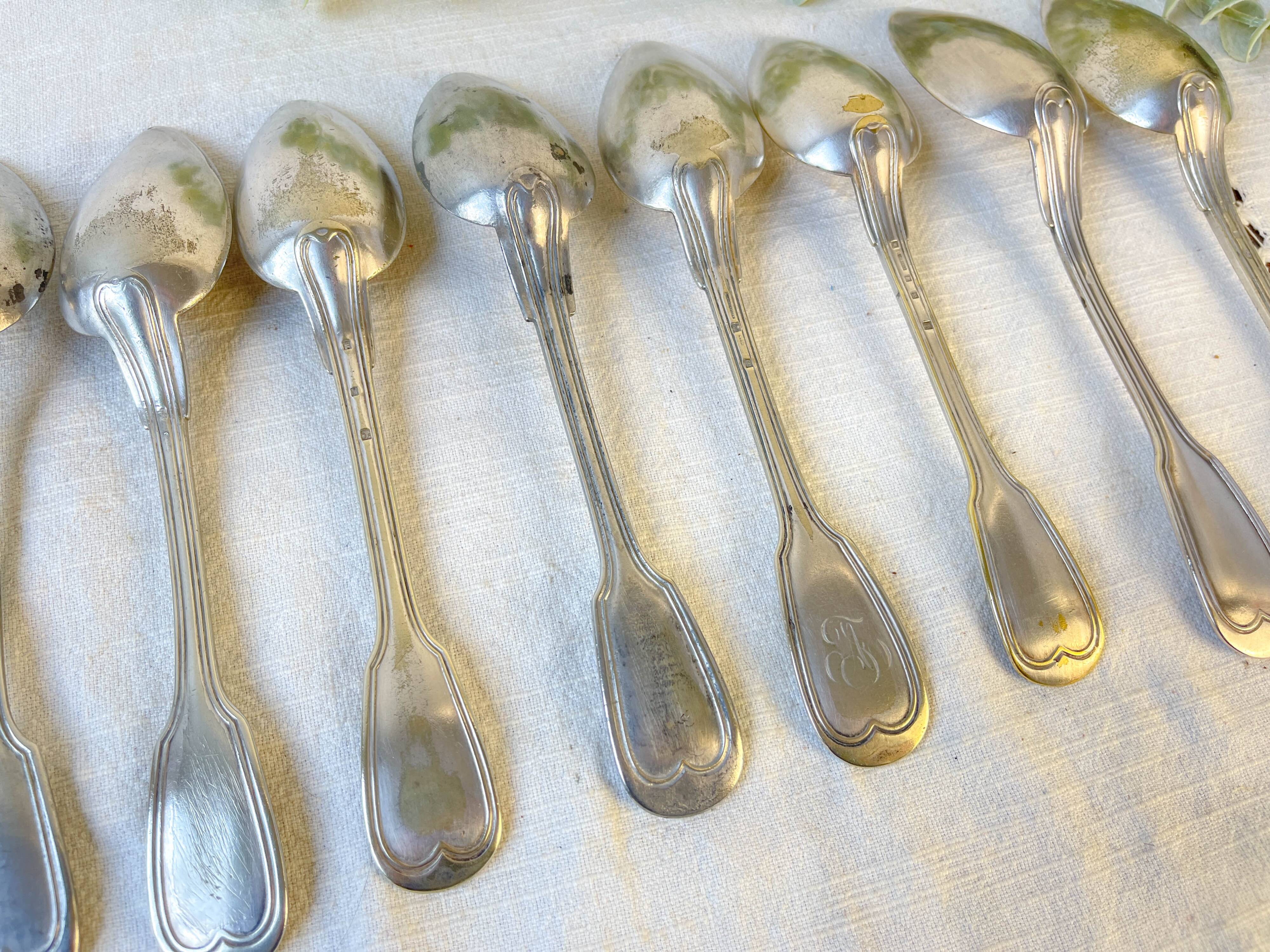 Set of 8 vintage silver plated soup spoons