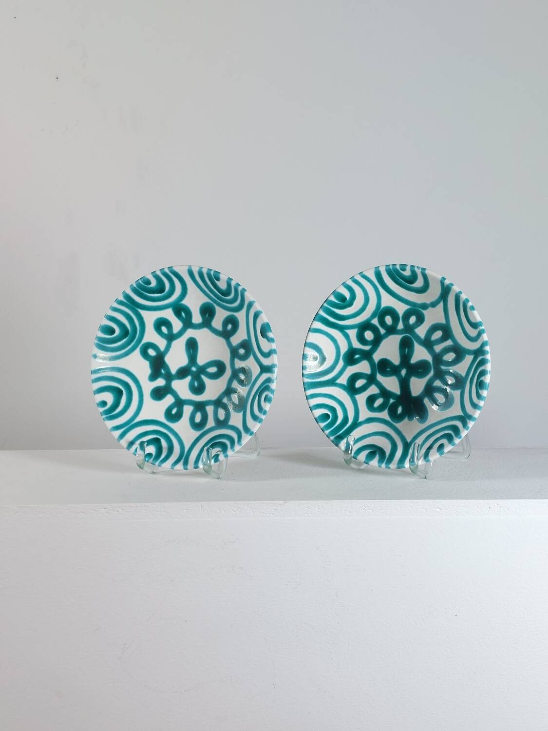 Pair of handpainted vintage plates by Gmunder Keramik Austria