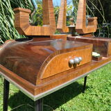 Child dressing table