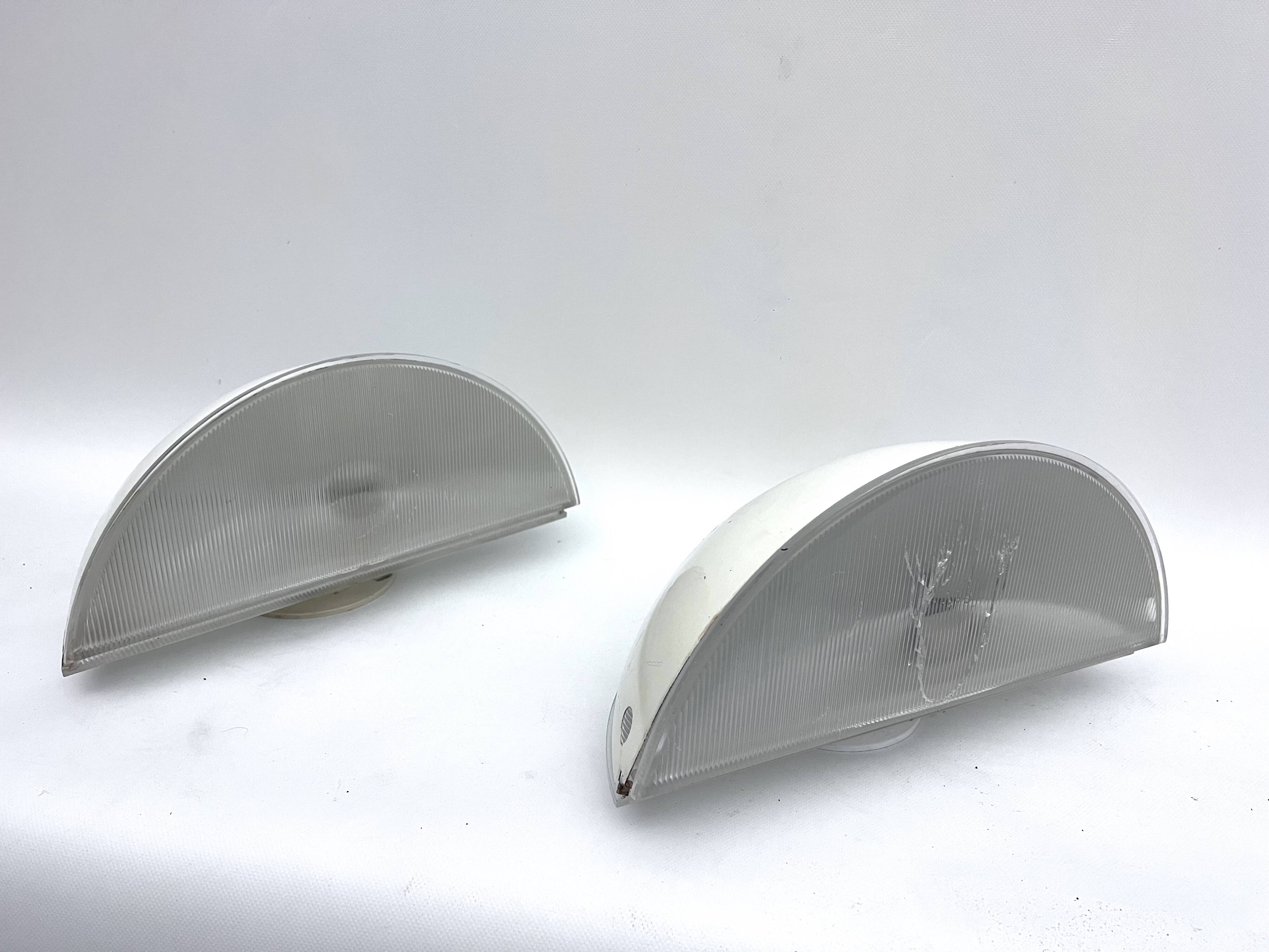 Flos, pair of Quarto wall lamps by Afra e Tobia Scarpa. Italy 1970s