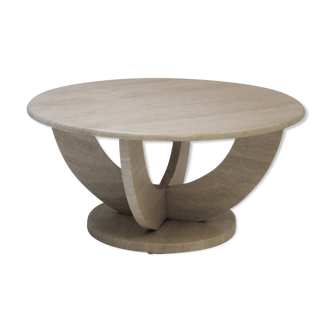 Round coffee table in travertine