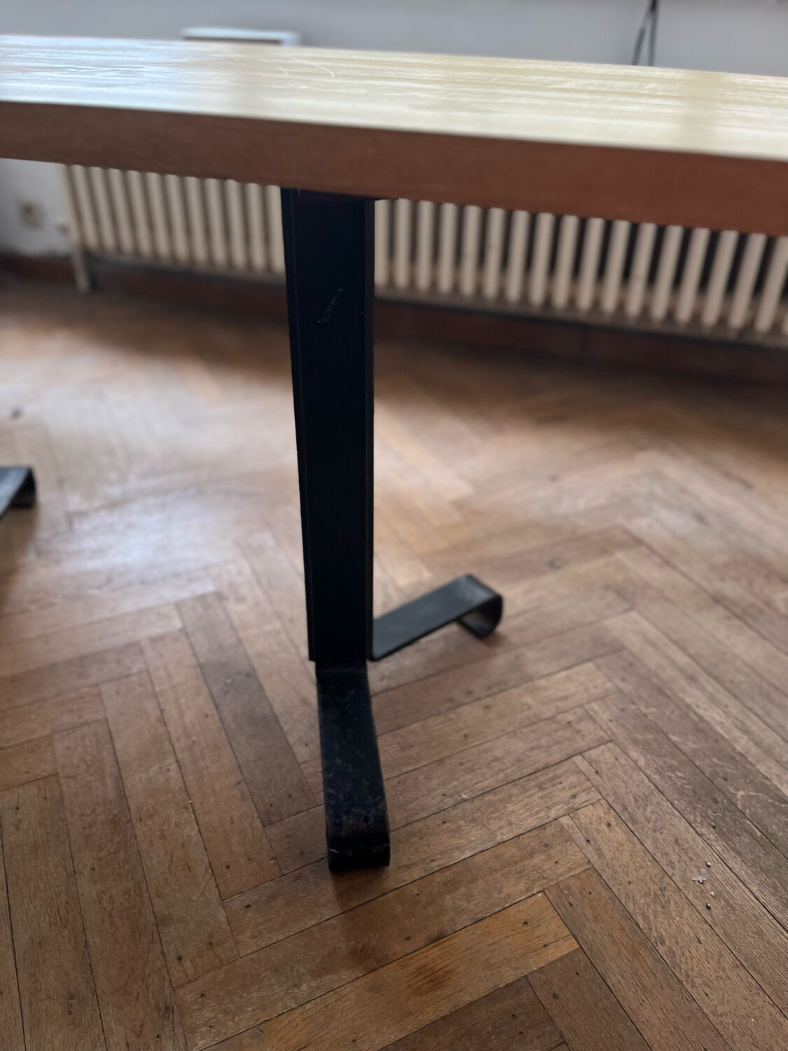 Table Charlotte Perriand