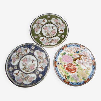 Lot de 3 assiettes décoratives en porcelaine