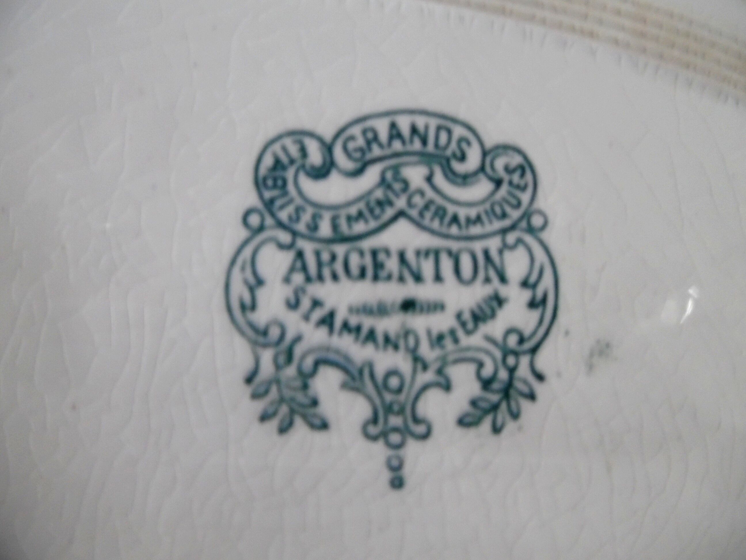 Flat oval st amand water