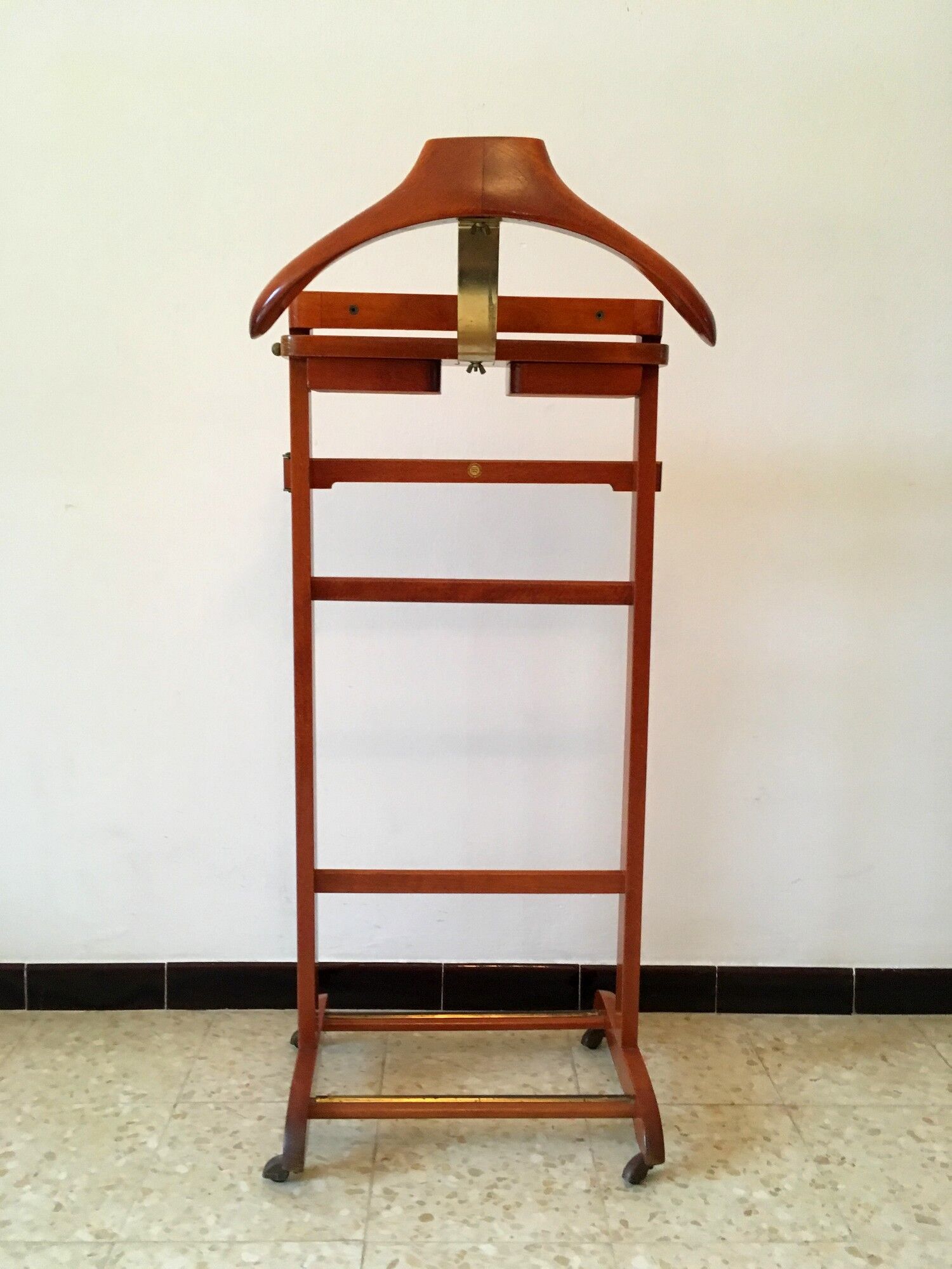 Fratelli Reguitti 60s vintage Footman