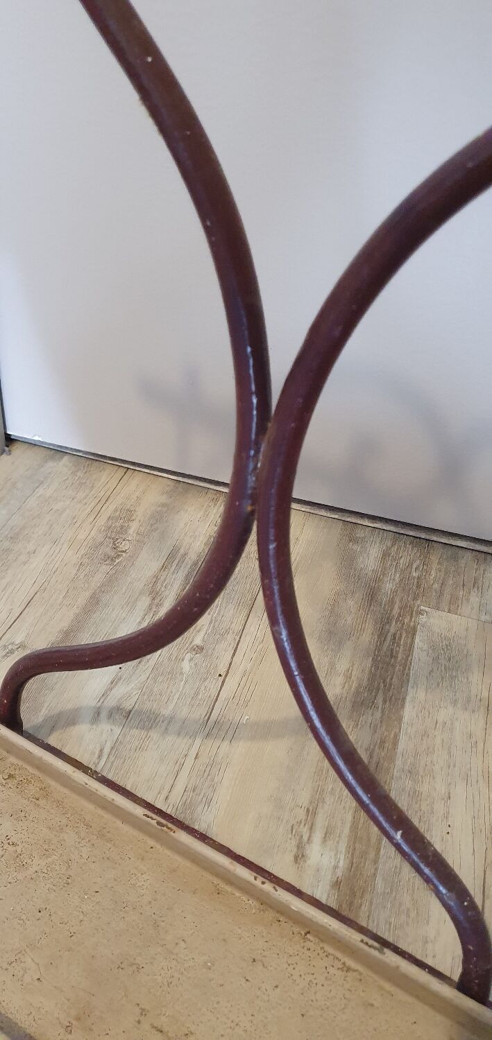 Wrought iron umbrella stand