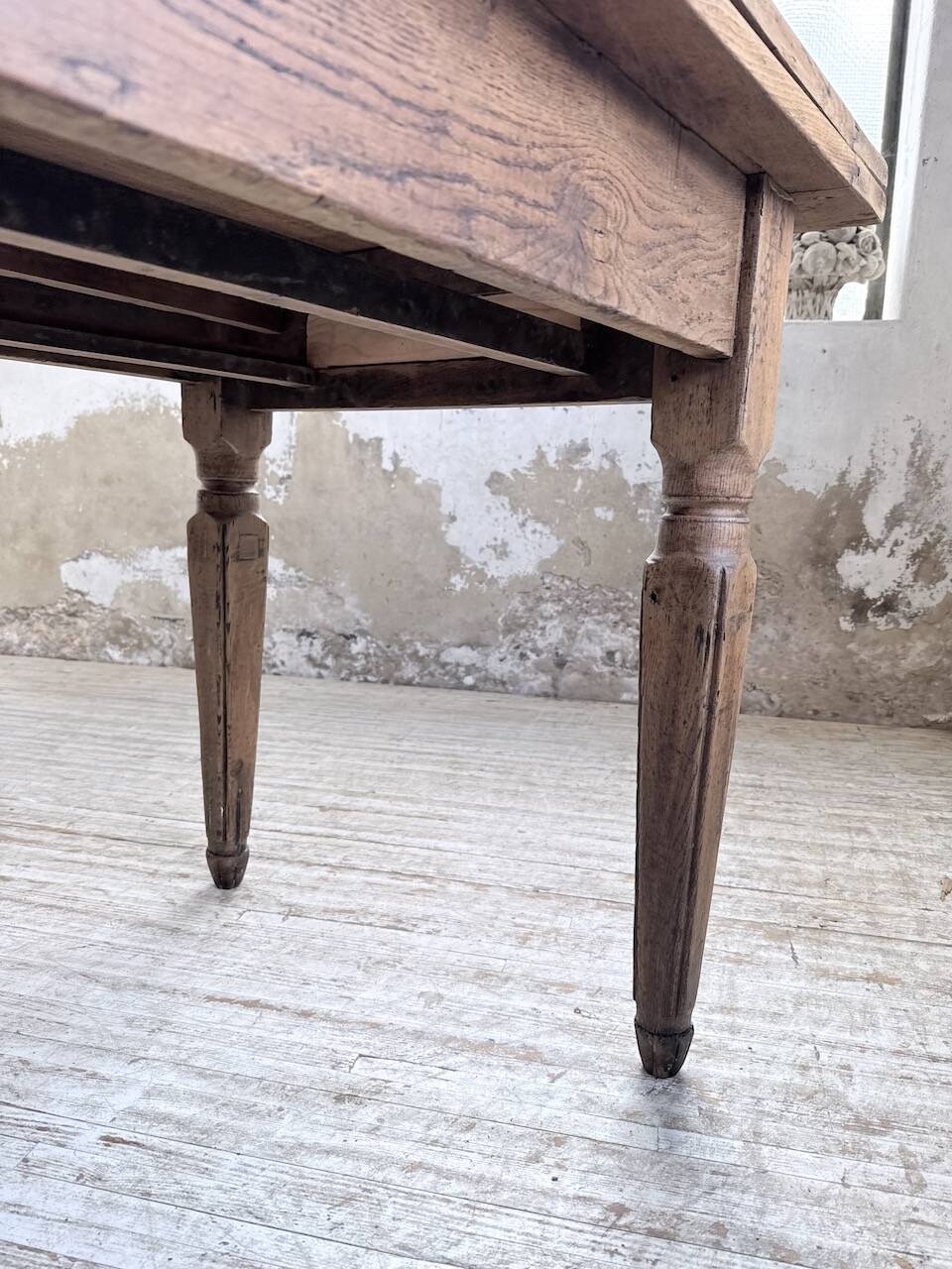 Solid oak farmhouse table with integrated extensions 1950