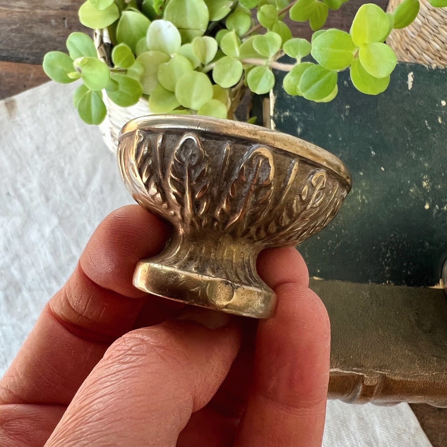 4 small bronze cups