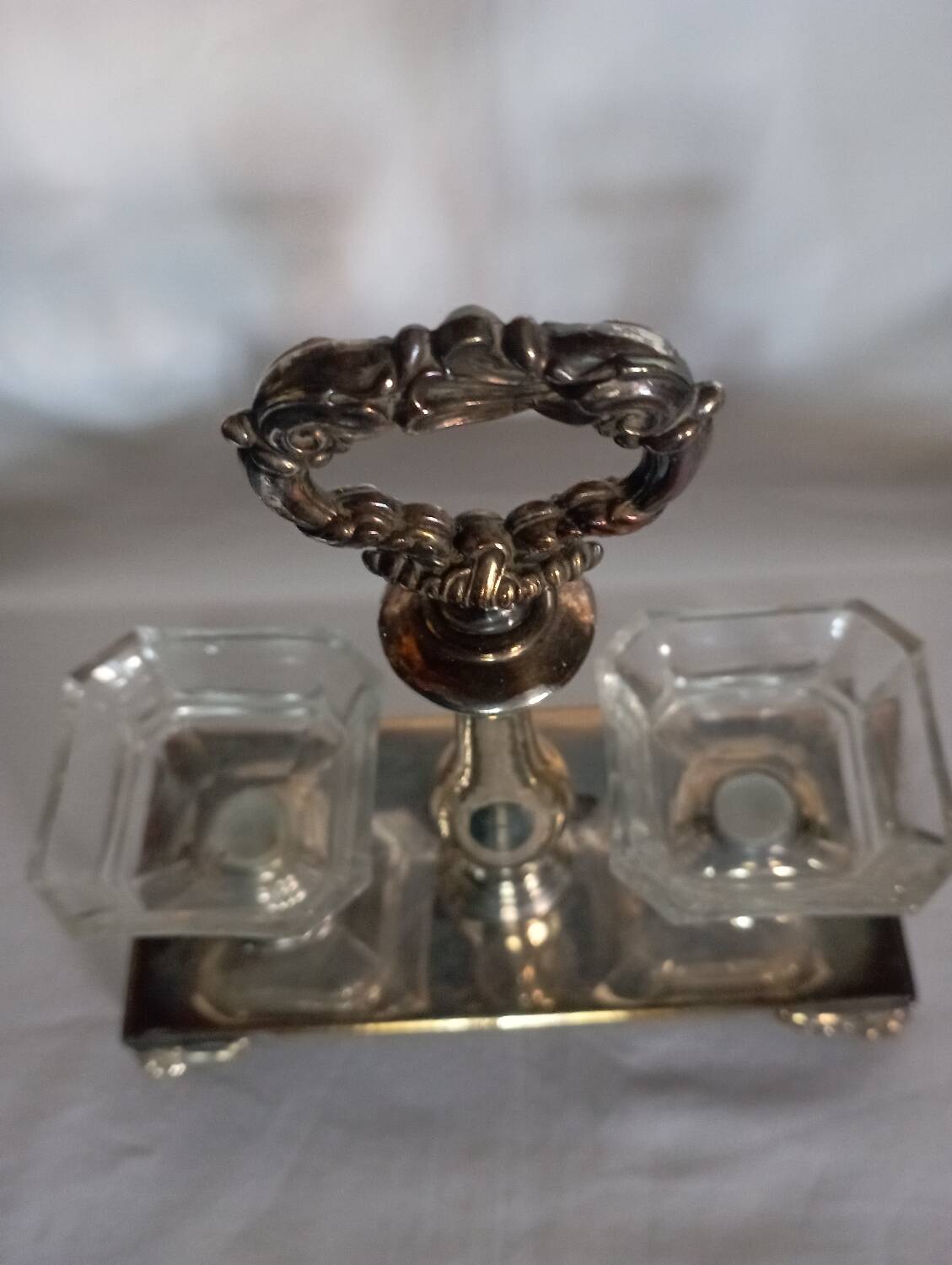 Crystal and silver-plated metal salt cellar