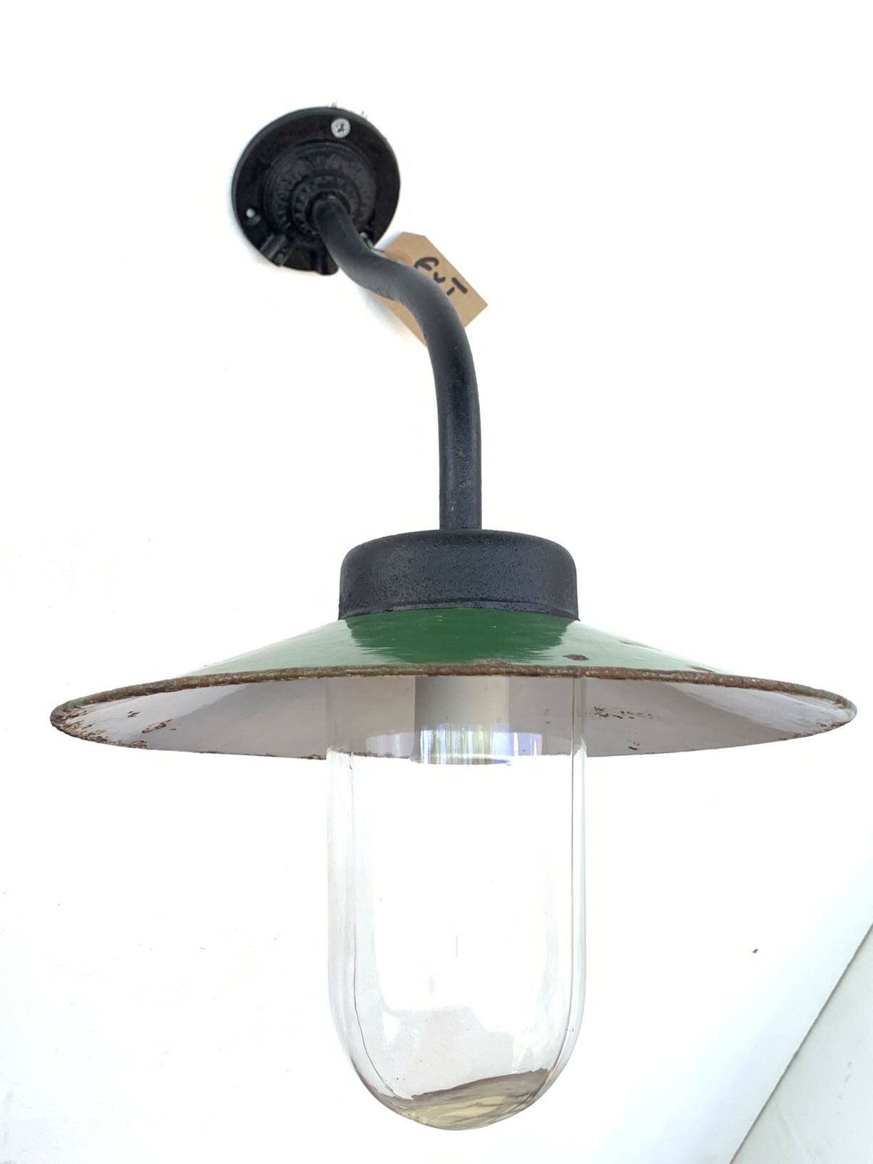 Swan Pass applies 1920 REF EXT901 wall