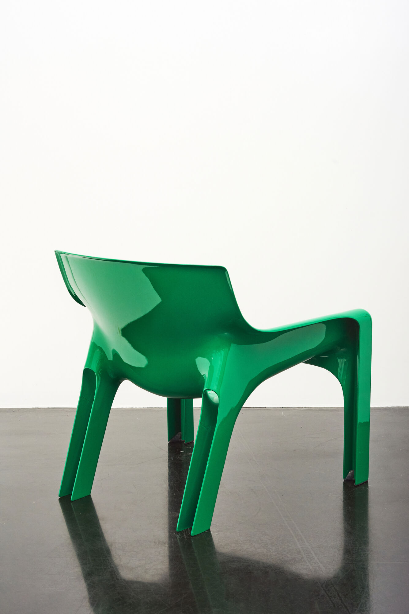Vicario armchair designed by Vico Magistretti for Artemide, 1972