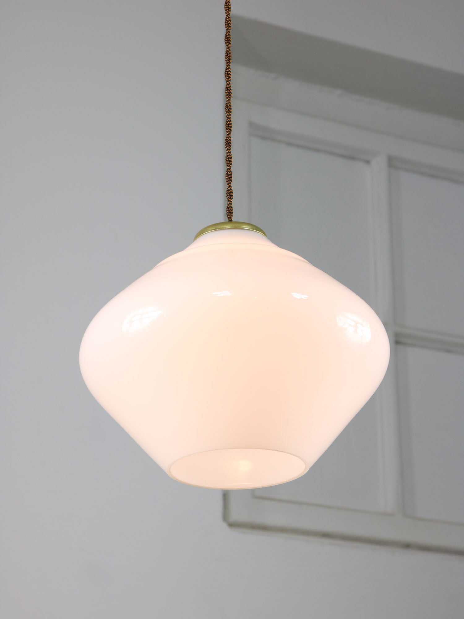 Mid-century italian white opaline and brass lamp
