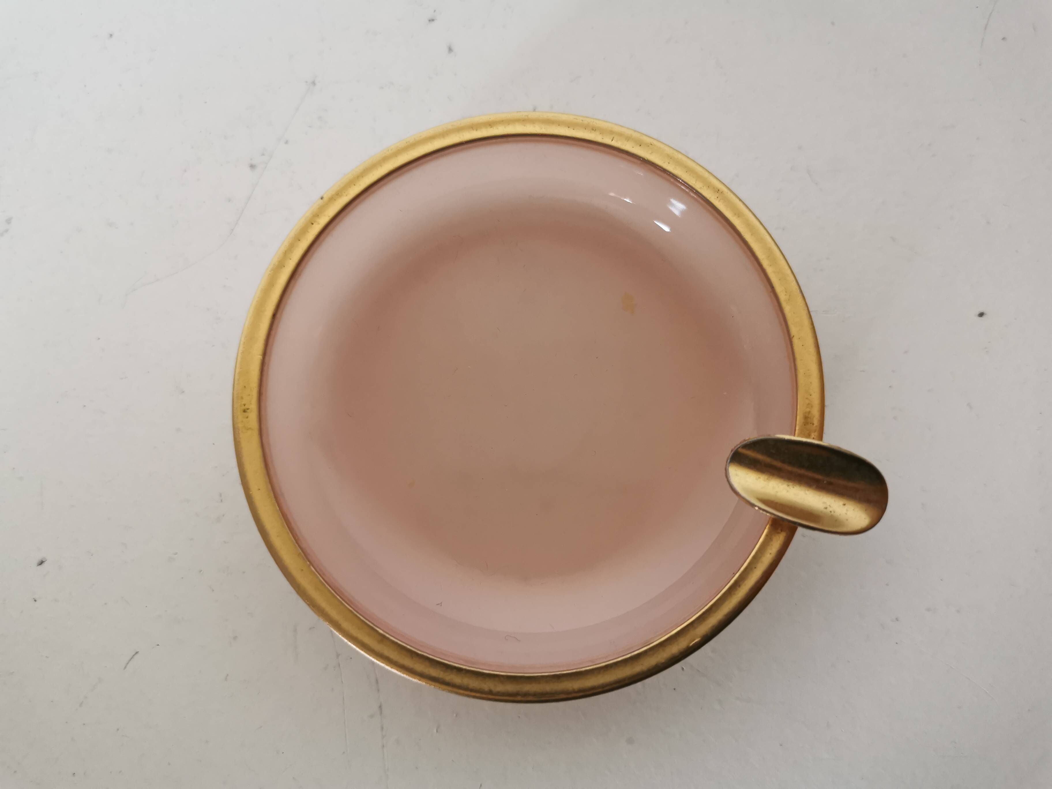 ashtray, pink opaline pocket emptier, gold metal rim, 70s, vintage Italian