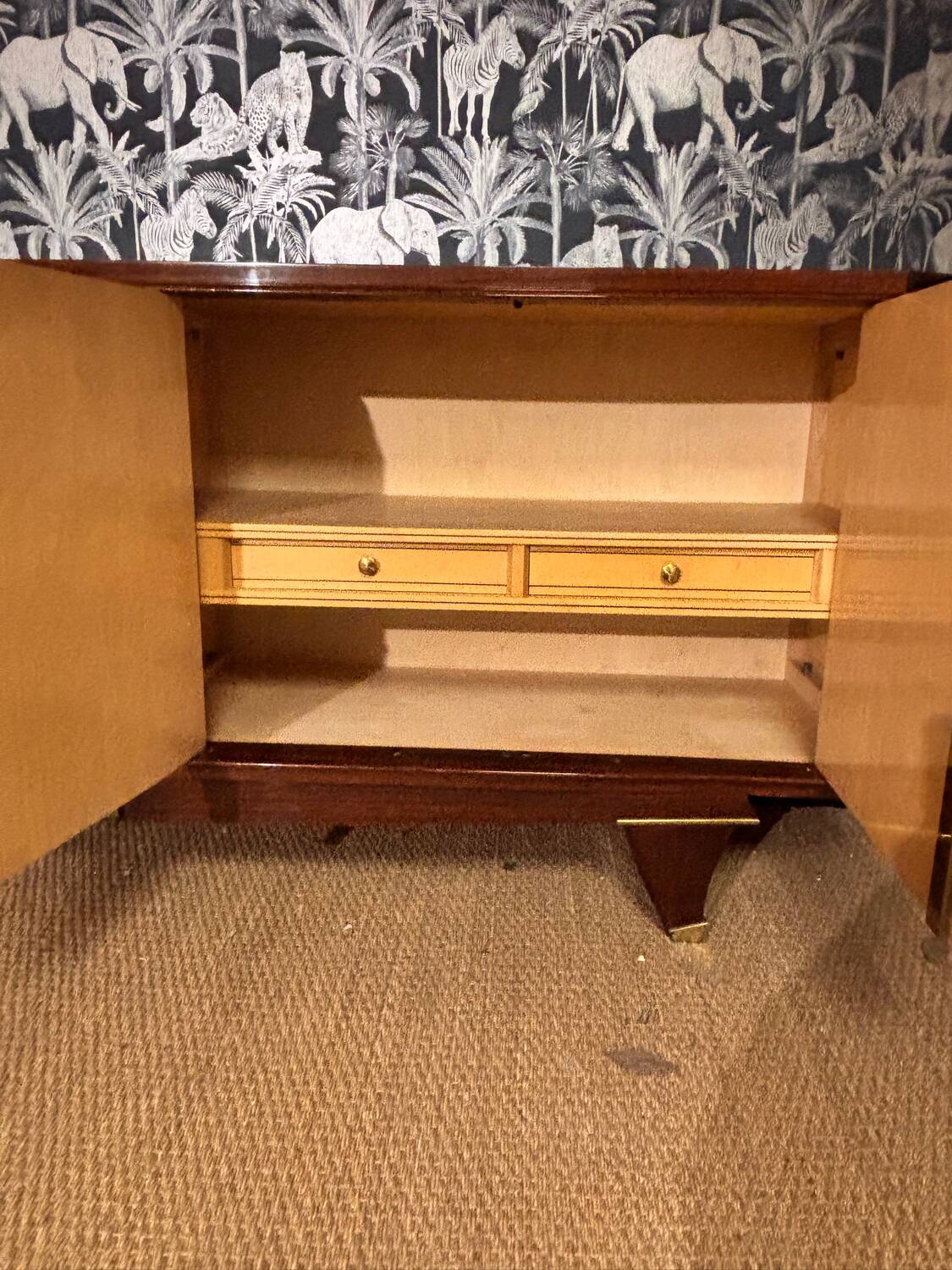 Enfilade Art Deco by Leleu from the 1940s.