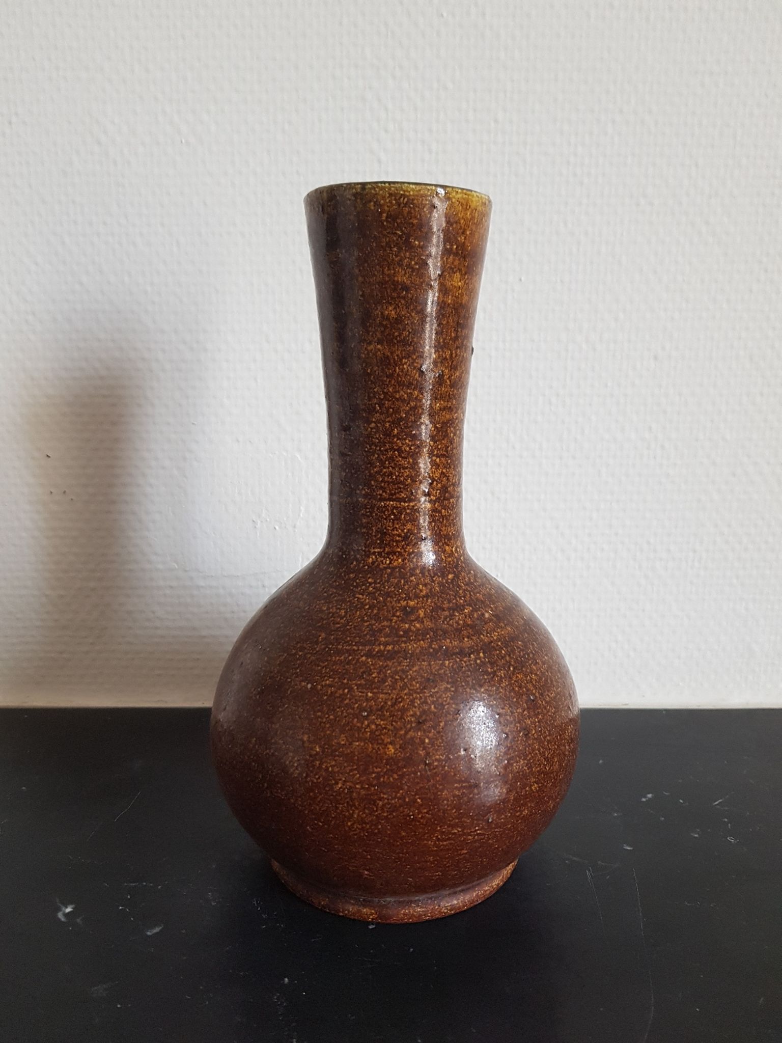Vase vintage en céramique signé