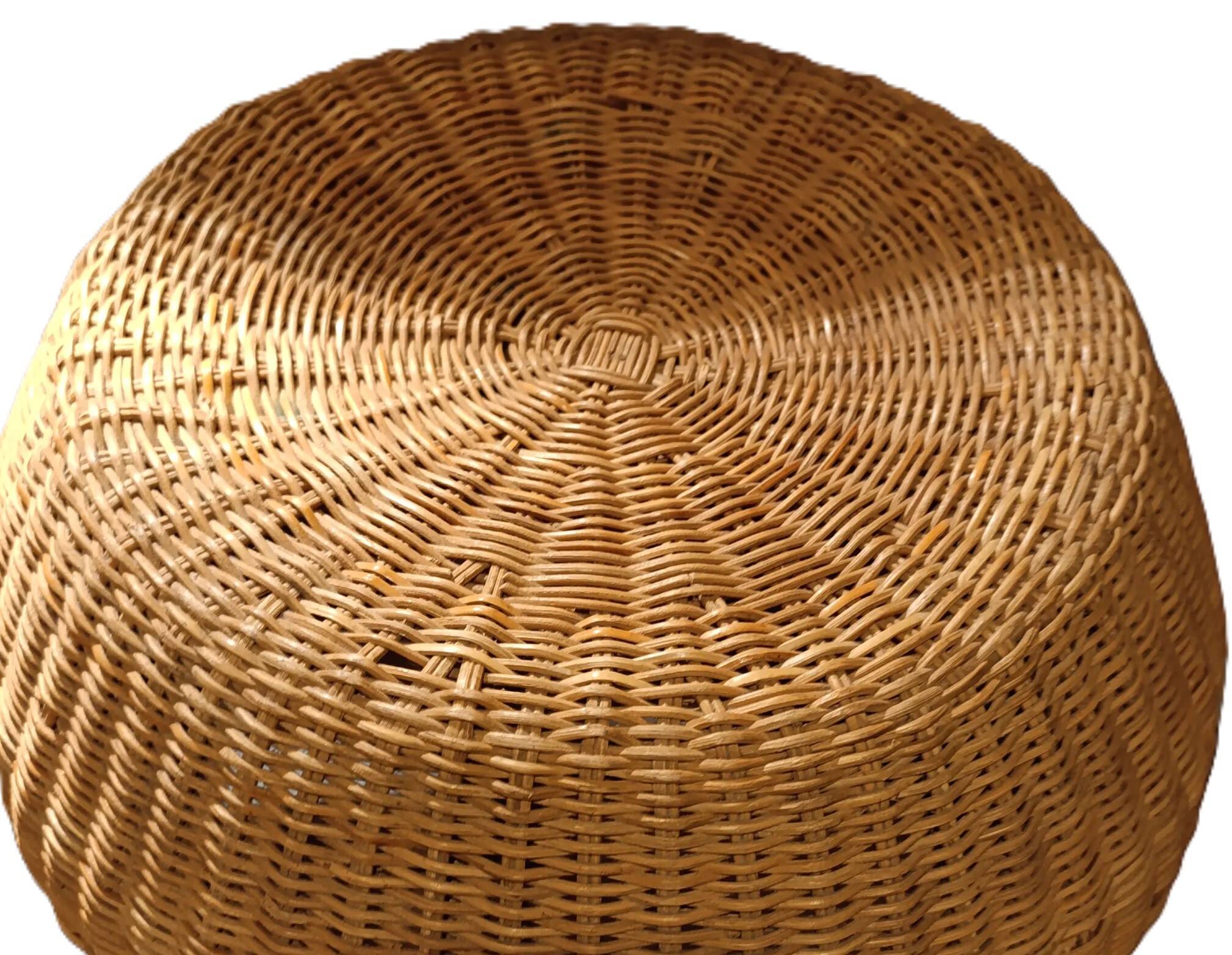 Round rattan pouf stool