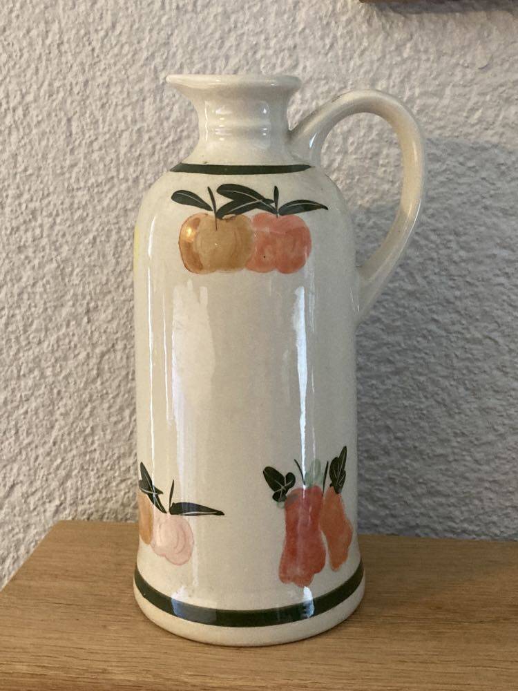 Pitcher bottle jug