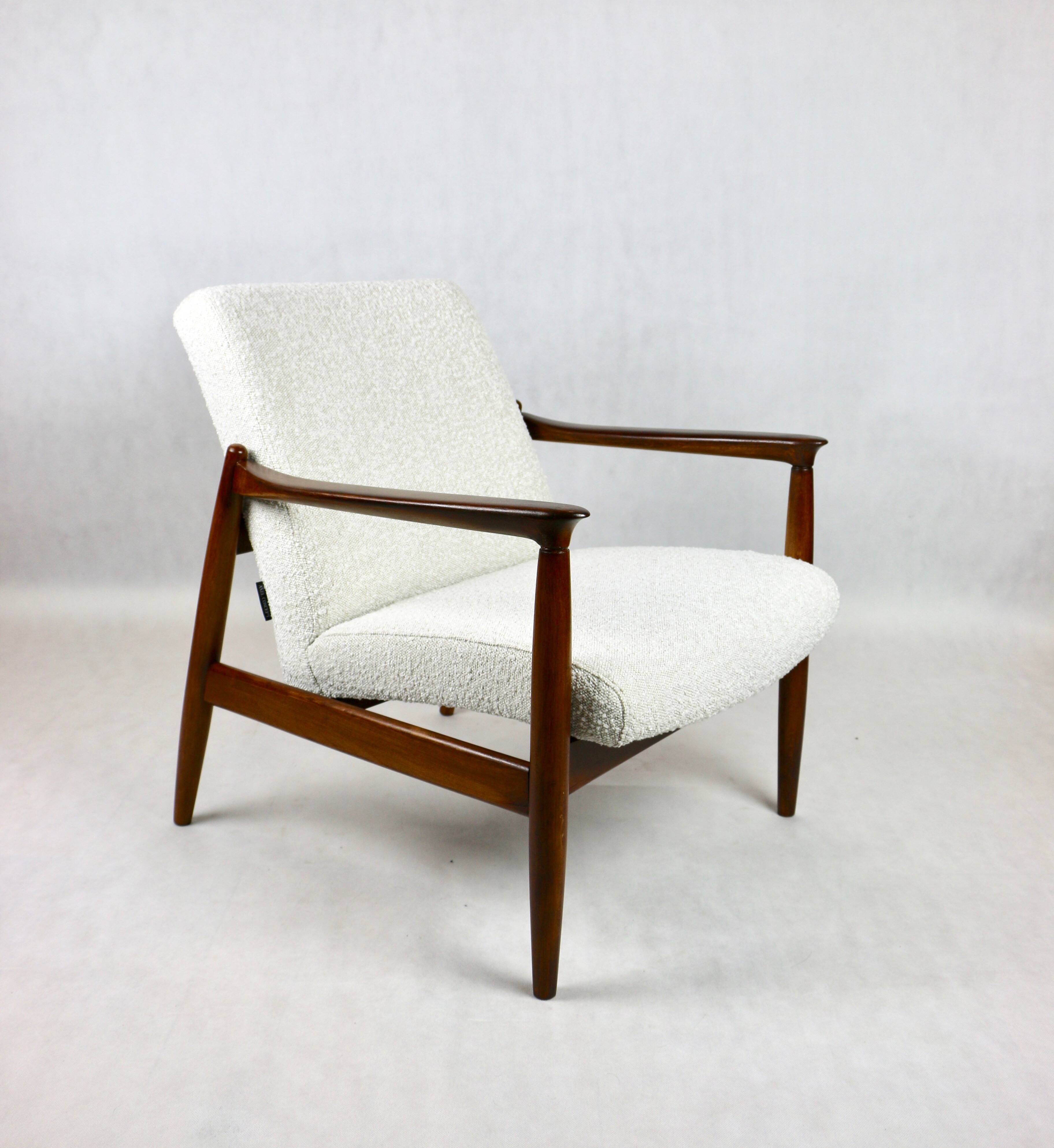 GFM-64 armchair, design by Edmund Homa from the 60s, white boucle