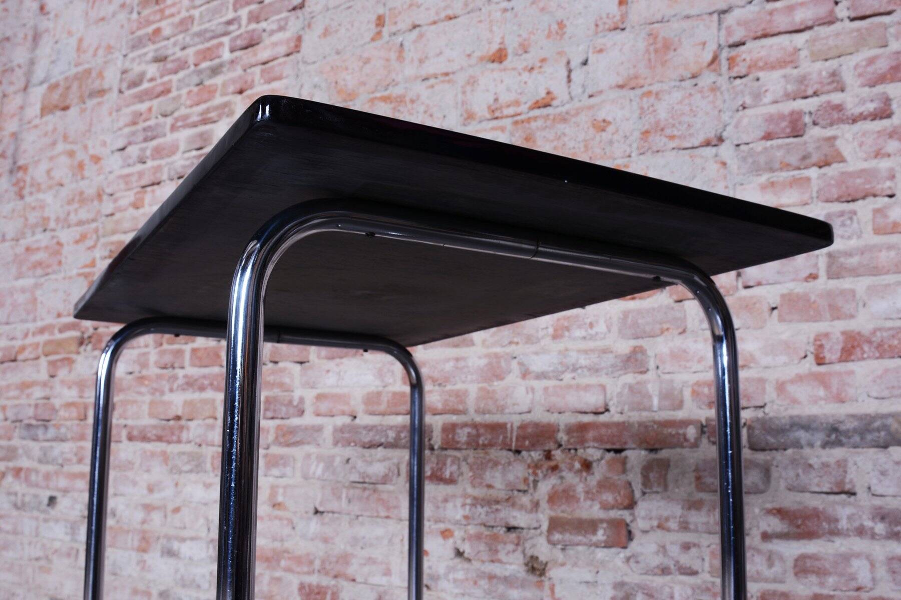 Bauhaus Table in Chrome-Plated Steel by Hynek Gottwald, 1930s