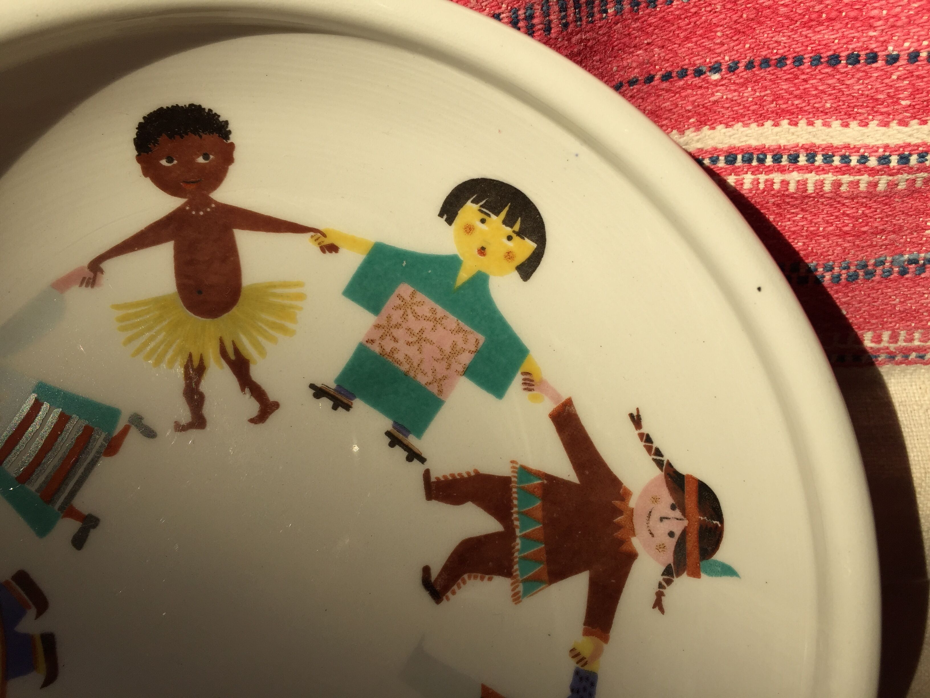 Children's dishes or birth gift Plate and bowl Utan gränser gustavsberg vintage design scan