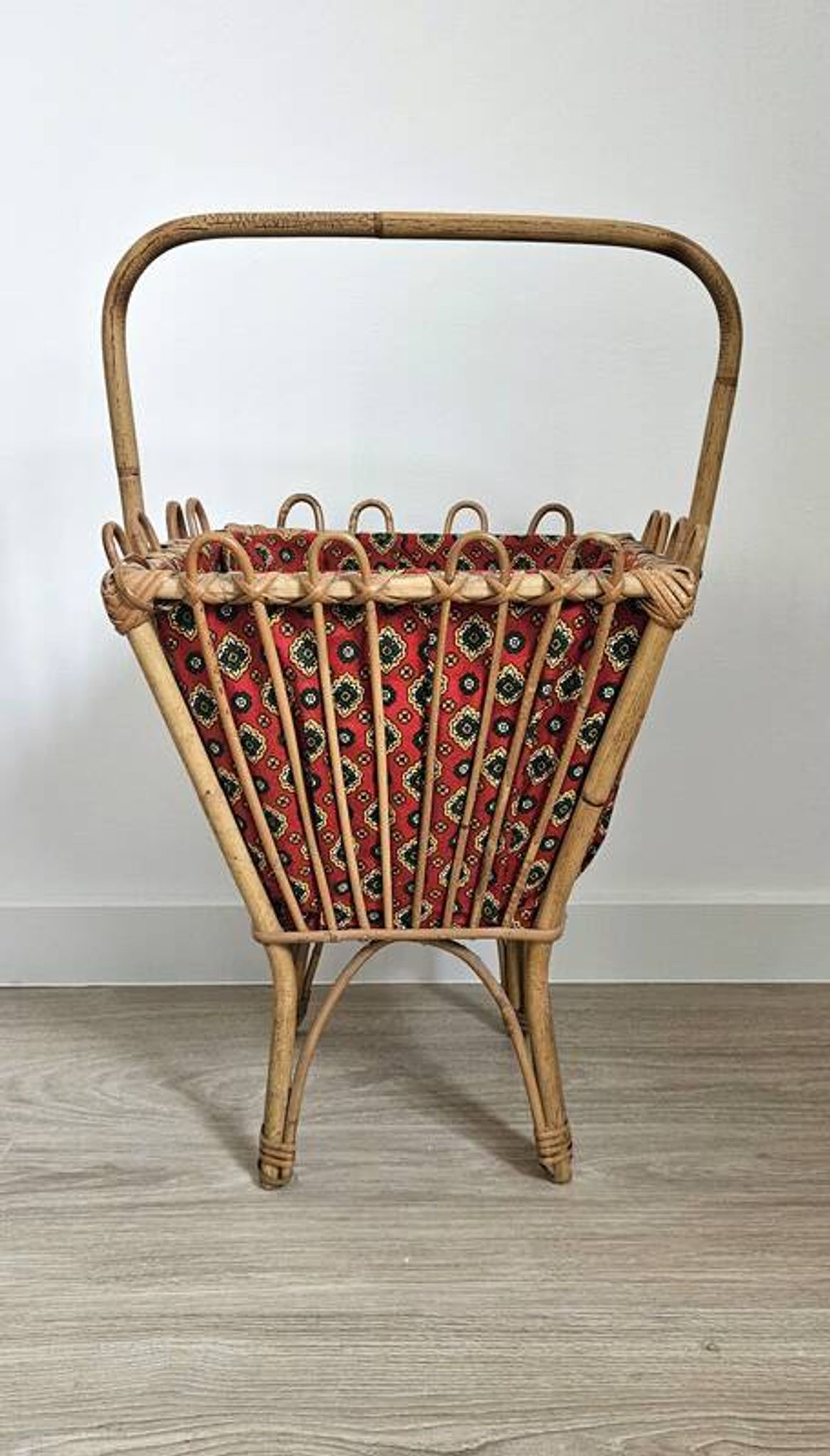 Vintage rattan chair with red fabric – 1960s/70s