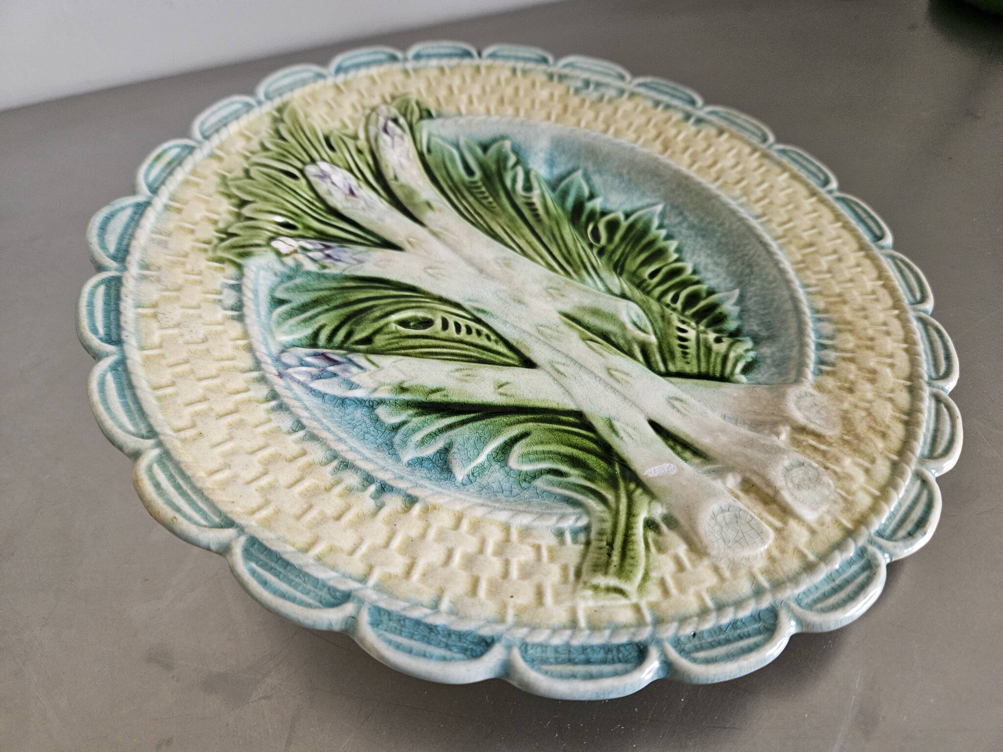 Rare antique earthenware asparagus plate. Salins-les-Bains