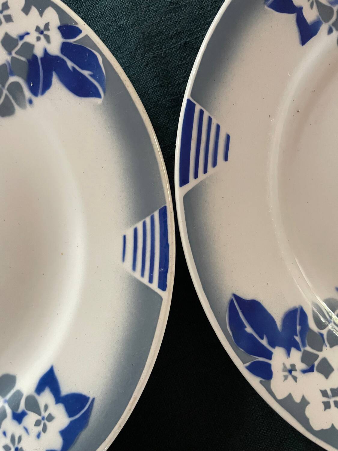 Lot 6 flat plates, 1 dish, 1 Ceranord Saint Amand Vintage 1950s dish