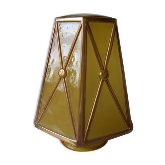 Ancien abat-jour globe plafonnier en forme de lanterne en verre ambre dorure déco rétro
