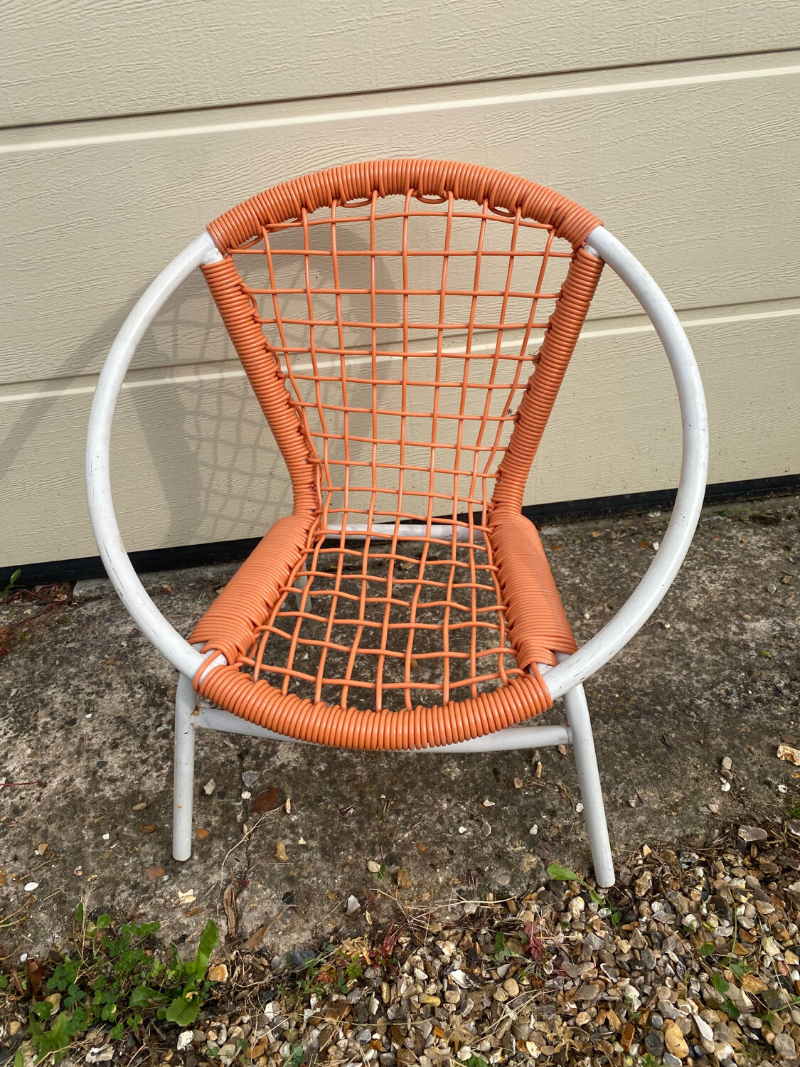 Vintage children's armchair scoubidou