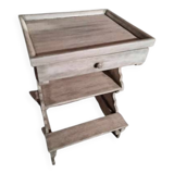 Petit meuble table de décoration avec tiroirs