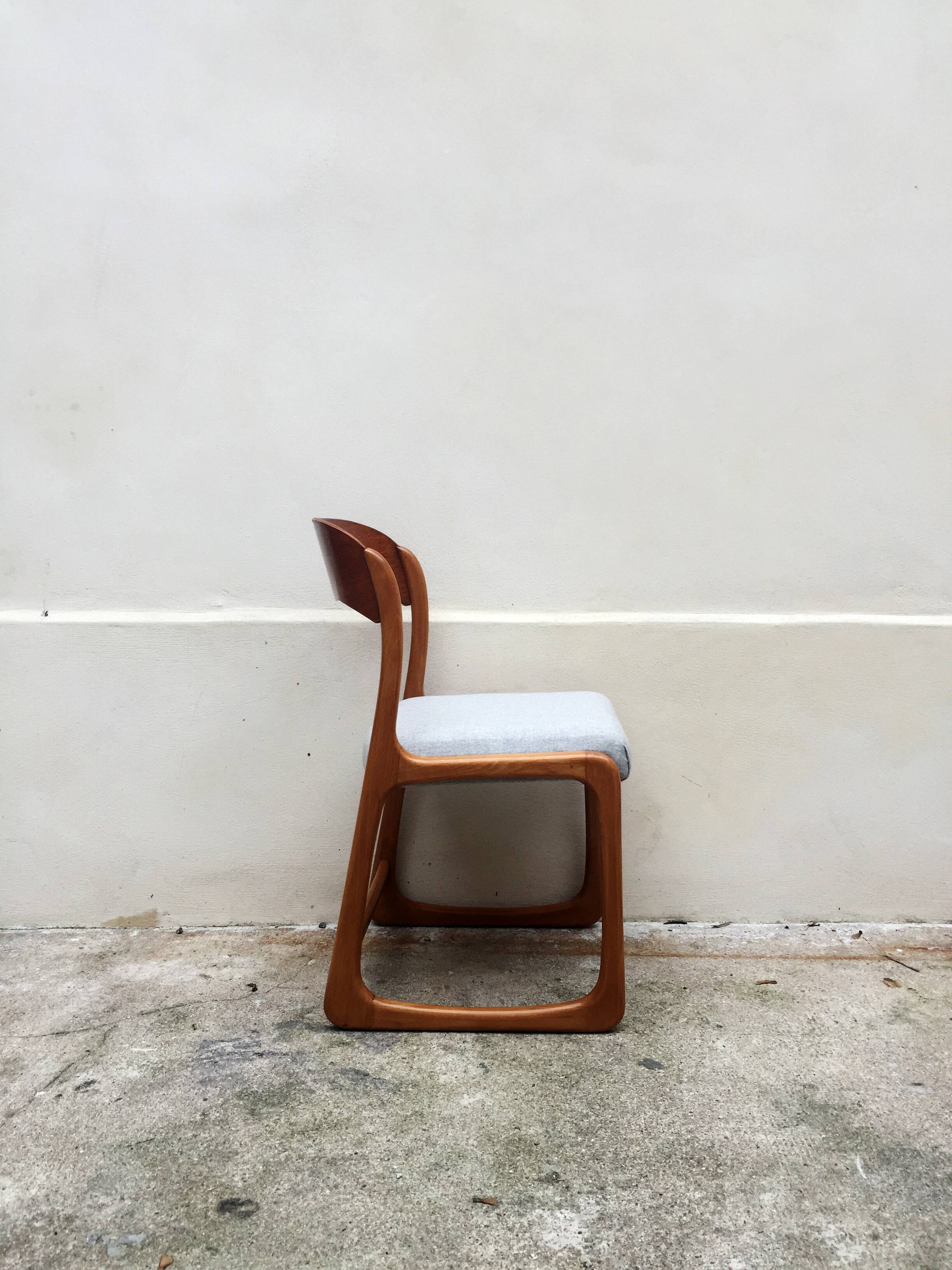 Ensemble de 4 chaises traîneau Baumann