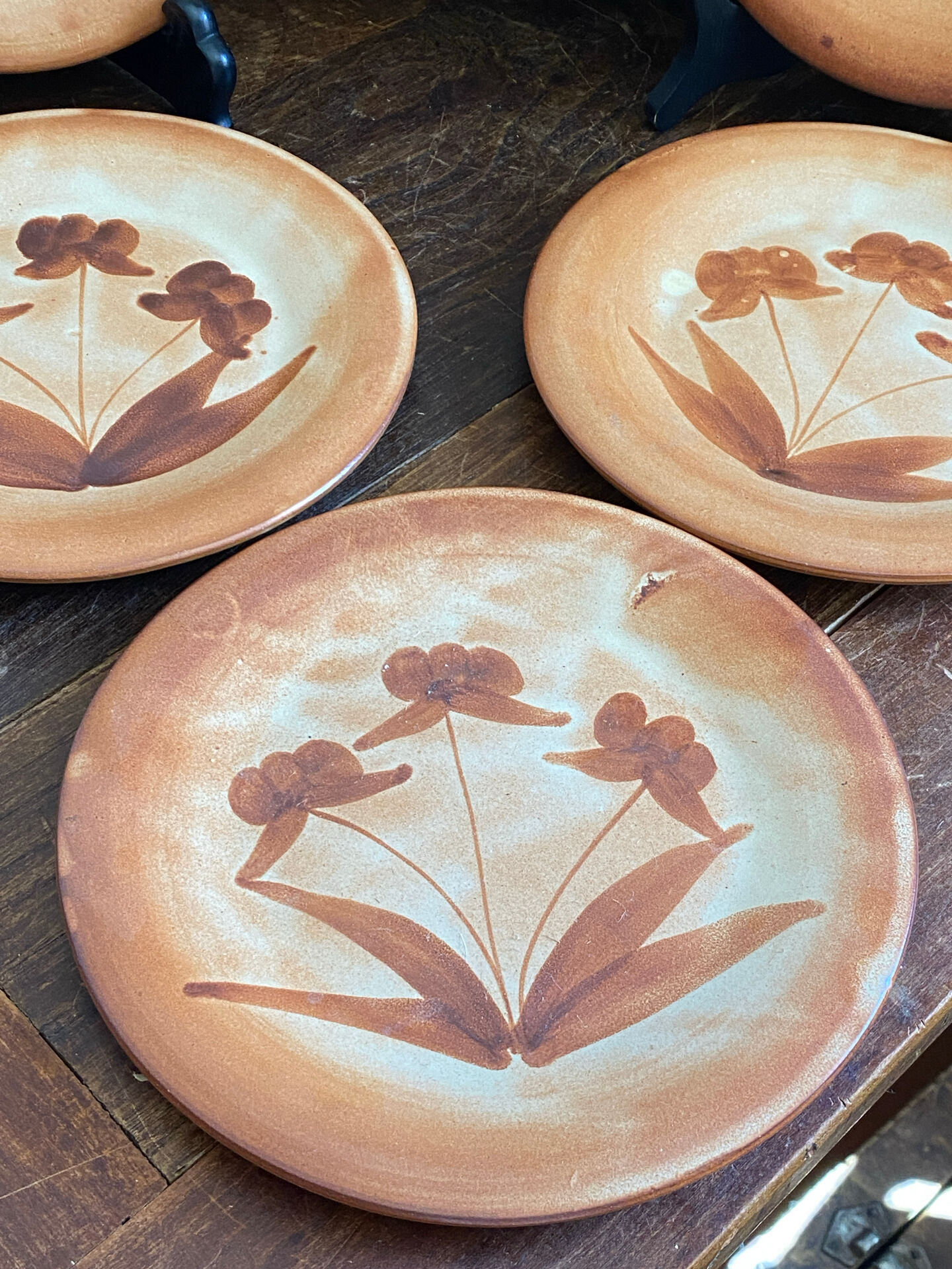 Stoneware dessert plates