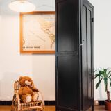 Armoire parisienne