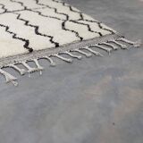 Moroccan Berber wool rug 240 x 150 Cm