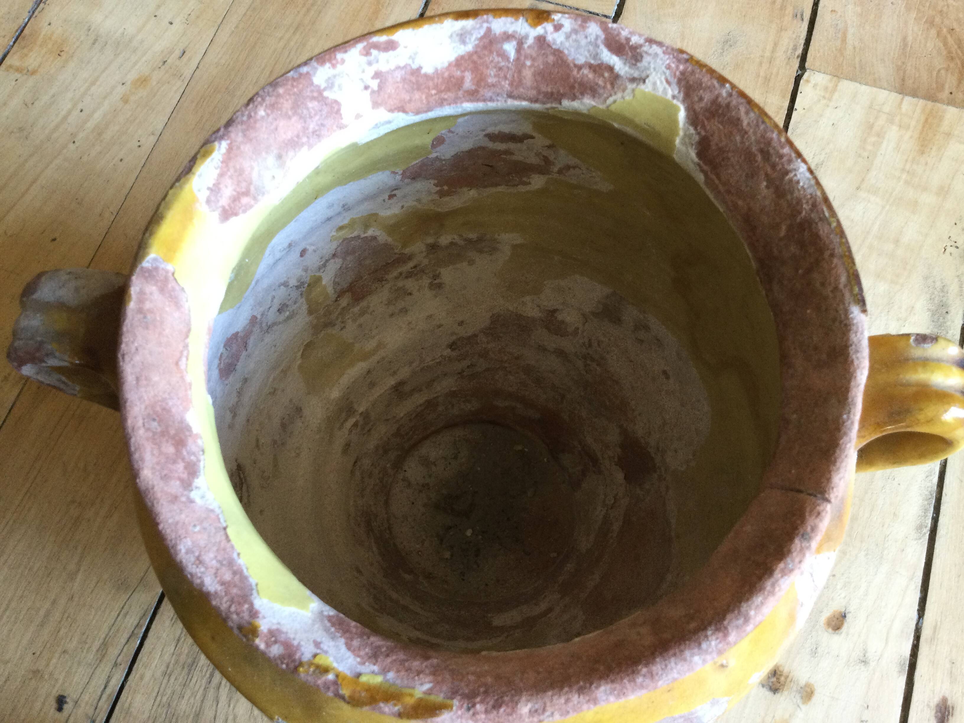 Antique grease pot