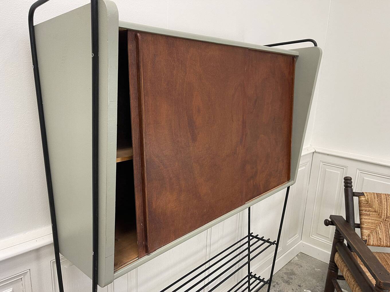 Vintage shelf in metal and wood