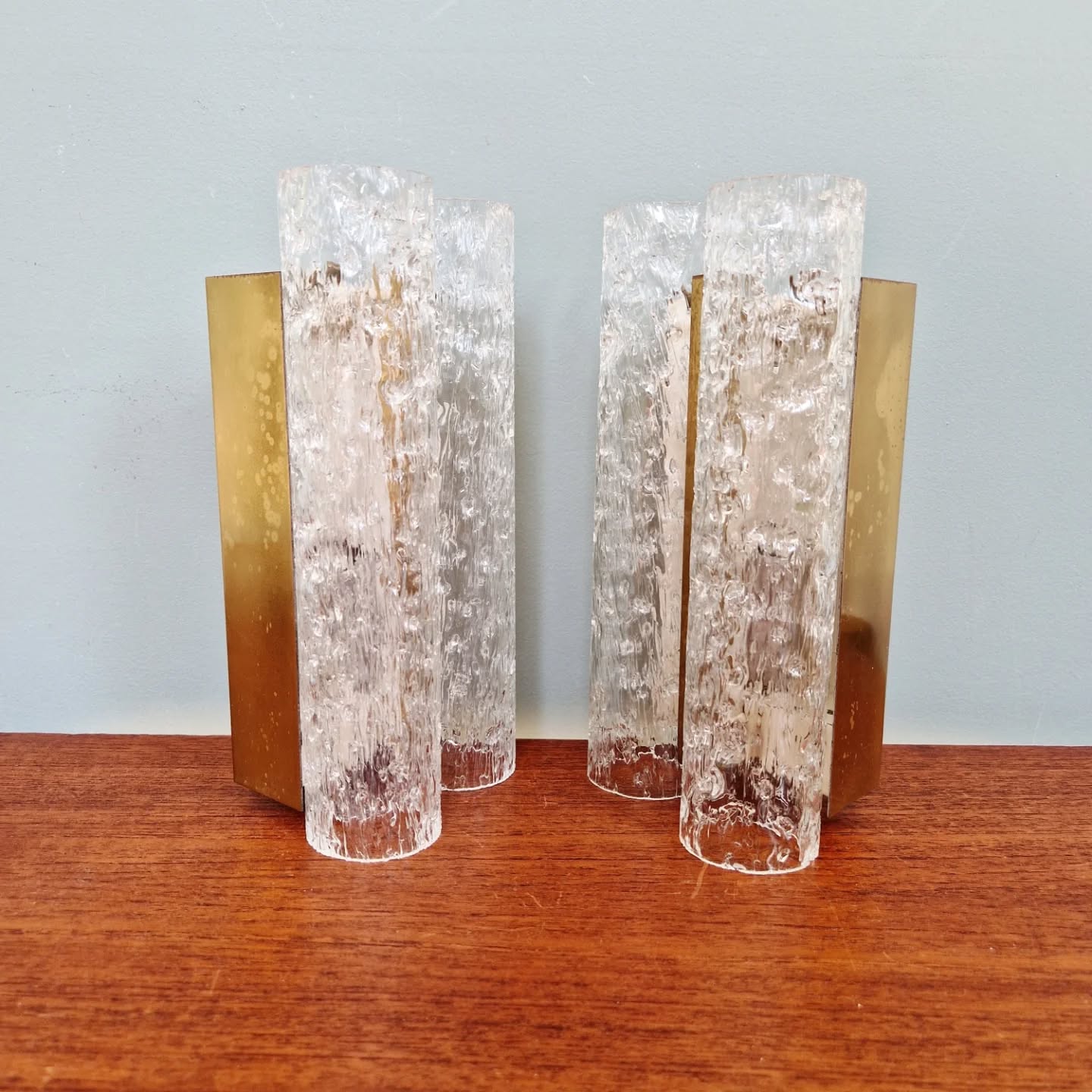 Pair of wall sconces in brass and frosted tubular glass, Doria, 1960-70.