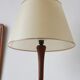 Lampadaire années 60 en teck et laiton – luminaire vintage
