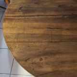 Louis-Philippe round table in solid walnut, extendable