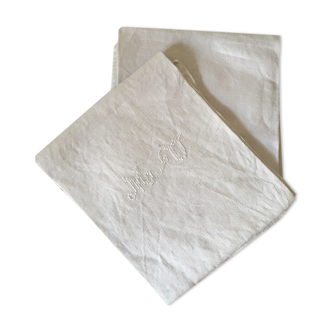 Pair of damask old towels
