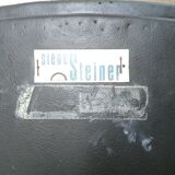 Chairs "rugby" by Gilbert Steiner